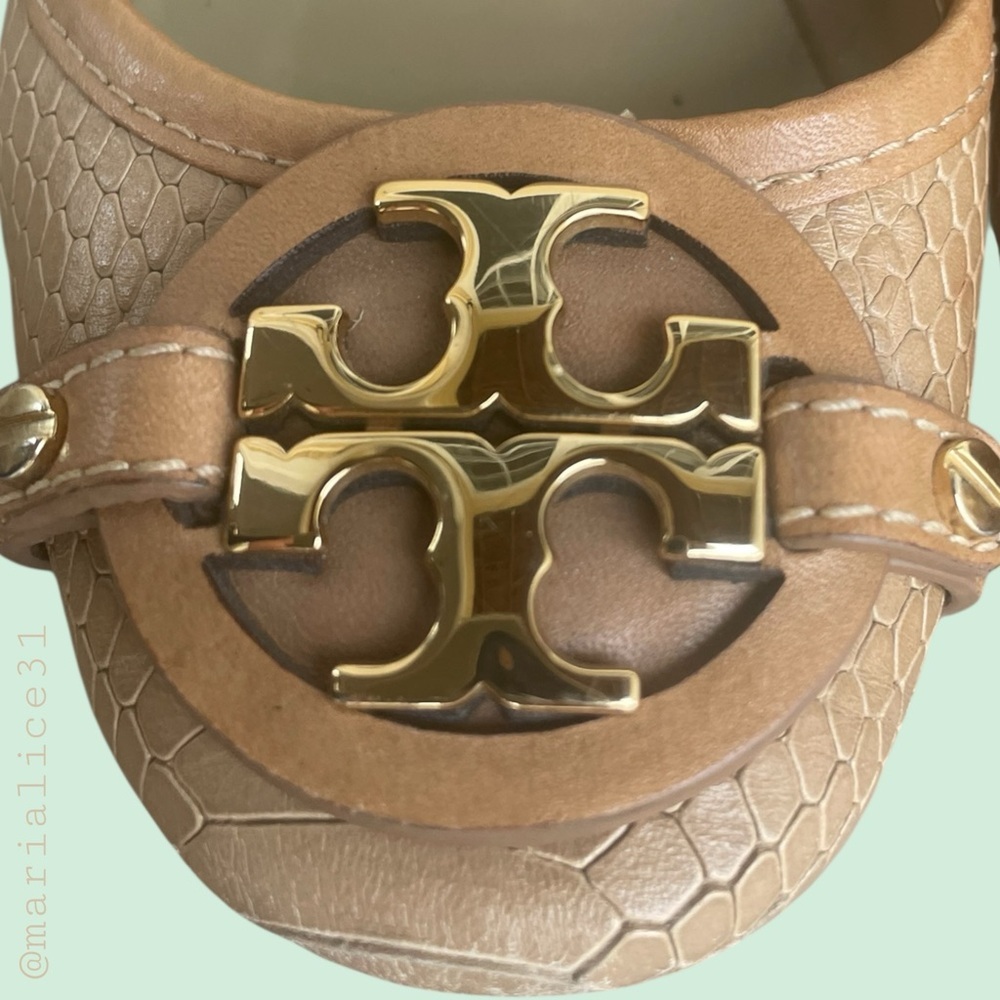 Tory Burch Beige Snake-Embossed Logo Ballet Flats w/ gold accents. 7.5